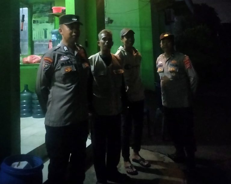 Antisipasi Gangguan Kamtbmas,Polsek Rangkasbitung Polres Lebak Patroli Mobile Ke Jalan Soekarno Hartta