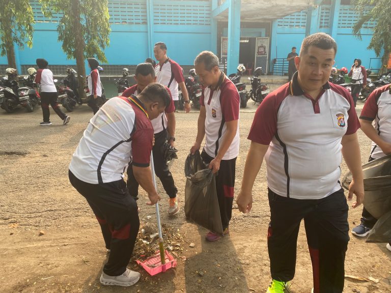 Wujudkan Lingkungan Hijau, Kapolres Lebak Pimpin Kegiatan Green Policing
