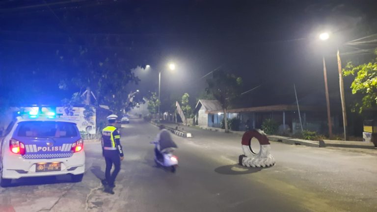 Patroli Jalan Raya Malam, Sat Lantas Polres Sukamara Antisipasi Balapan Liar dan Jaga Ketertiban Pengguna Jalan