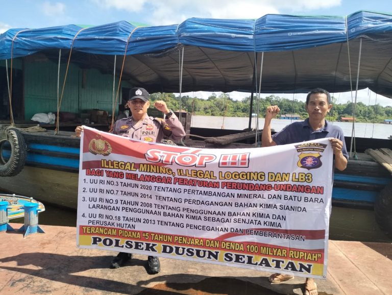 Cegah Penambangan Ilegal, Polsek Dusun Selatan Gencar melakukan Sosialisasi Dengan Warga