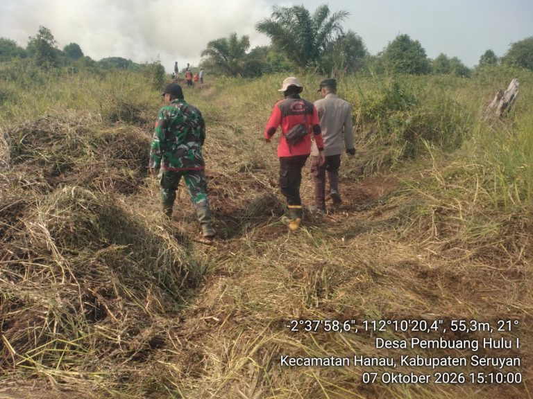 PATROLI KARHUTLA, POLSEK HANAU CEK TITIK API DI PEMBUANG HULU I