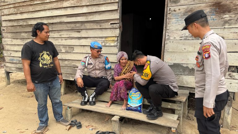 POLSEK HANAU HADIR LEWAT “BEREZ”, SALURKAN BANTUAN UNTUK WARGA YANG MEMBUTUHKAN