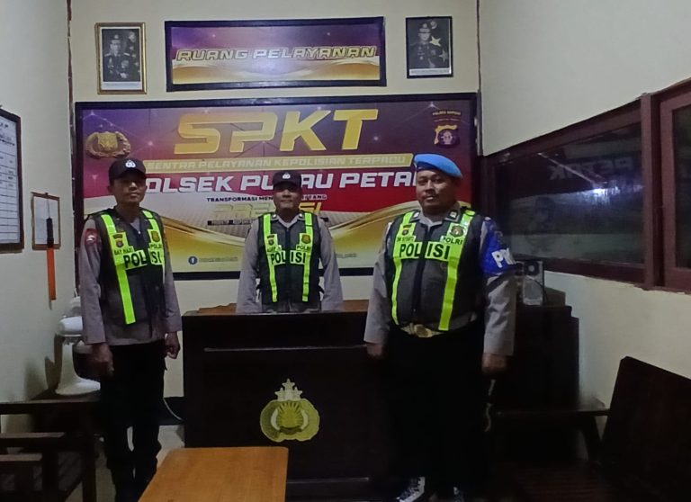 POLSEK PULAU PETAK LAKSANAKAN KEGIATAN SIAGA MAKO PADA MALAM HARI GUNA CIPTAKAN SITUASI AMAN