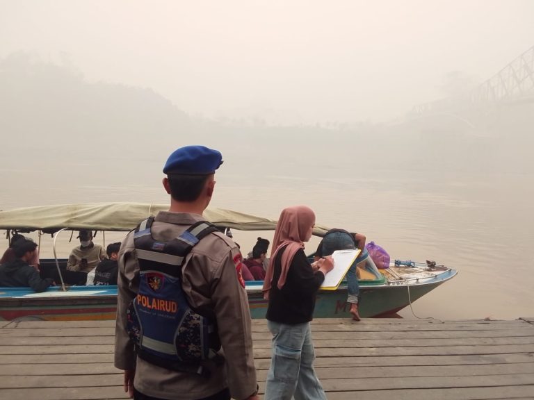 Pastikan Perairan DAS Barito Aman, Polres Barito Utara Intensifkan Patroli dan Edukasi Warga
