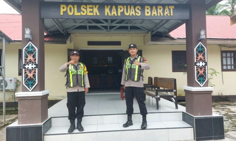 Pastikan Keamanan dan Pelayanan Maksimal, Personel Polsek Kapuas Barat Laksanakan Siaga Jaga Mako