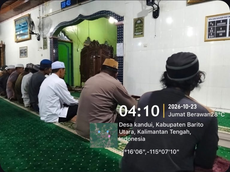 Perkuat Sinergi dengan Warga, Polres Barito Utara melalui Polsek Gunung Timang Gelar Salat Subuh Berjamaah dan Dialog Kamtibmas