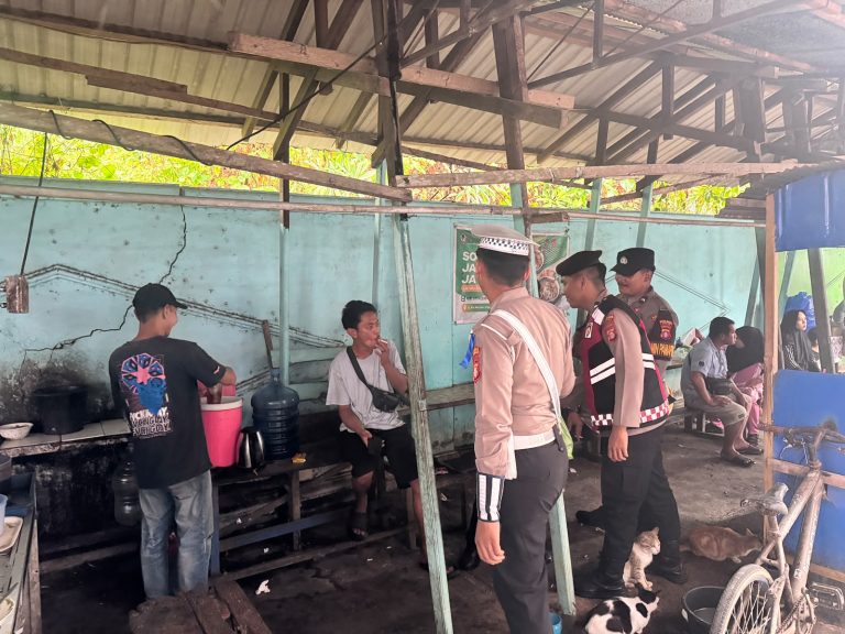 SAMBANG WARGA DAN PASAR SAIK, POLRES SERUYAN PERKUAT PATROLI DIALOGIS PRESISI