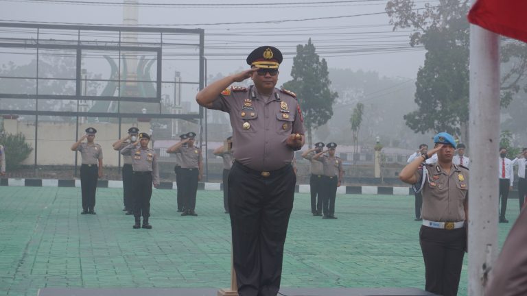 UPACARA PERINGATAN HARI SUMPAH PEMUDA KE-98, KAPOLRES SUKAMARA PIMPIN LANGSUNG JALANNYA UPACARA