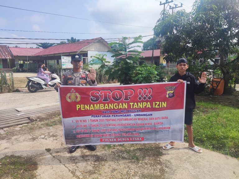 Personel Polsek Dusut Sosialisasikan Larangan Penambangan Tanpa Izin,